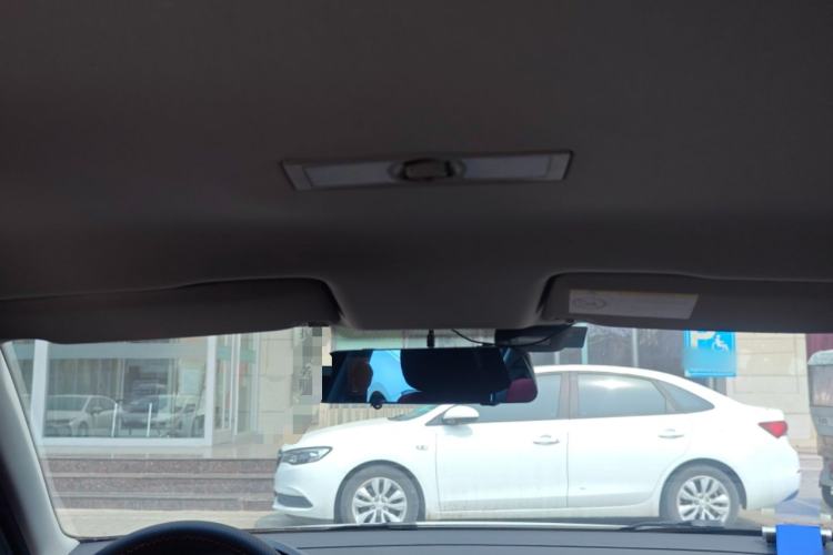 Used Volkswagen Lavida 2013 Revised Classic 1.6L Manual Fashion Edition
