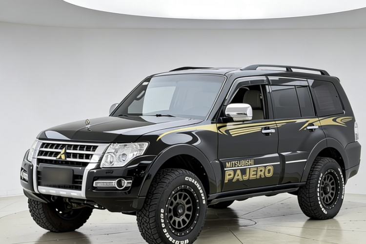 Used Mitsubishi Pajero 2018 V97 3.8L 5-Door GLS Sunroof – Middle East