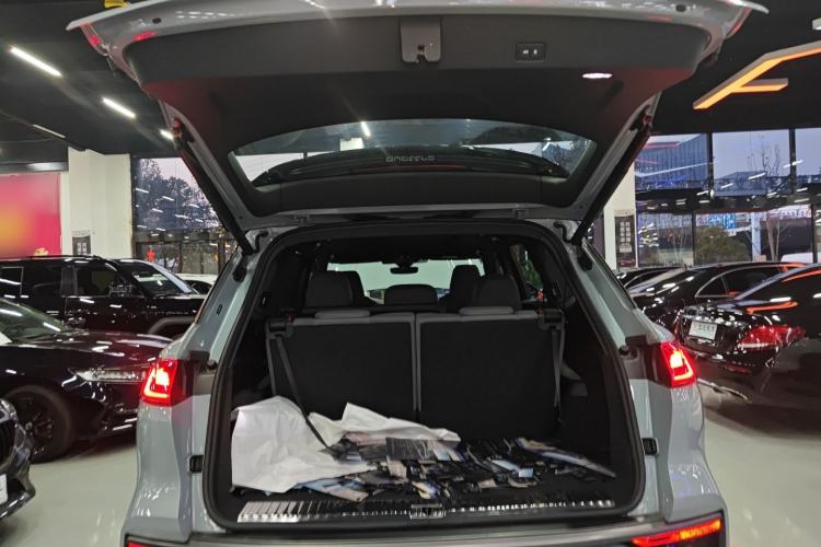 Used Audi Q6 2024 45 TFSI quattro Qiyun Edition Yulin Package 7 Seats
