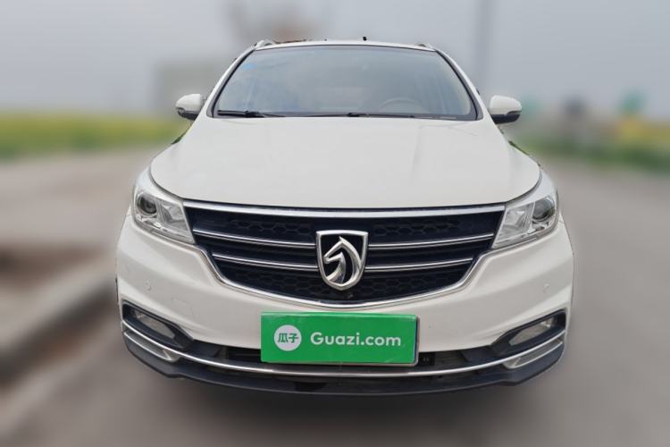 Used Baojun 730 2017 1.5T Manual Style 7 Seats China V