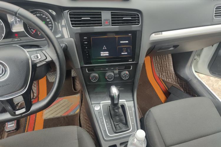 Used Volkswagen Golf 2020 Zhiai Edition 200TSI DSG Comfort Model
