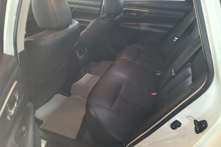 Used Nissan Teana 2014 2.0L XL Upper Tech Edition
