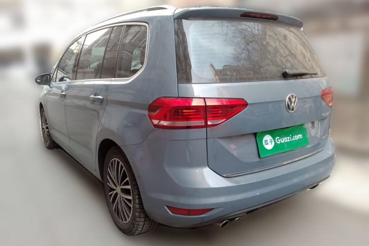 Used Volkswagen Touran 2016 Volkswagen Touran L 330TSI DSG Luxury Edition