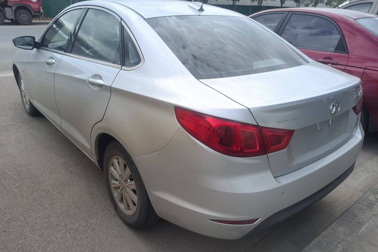 Used BAIC Senova D50 2014 1.5L manual standard version