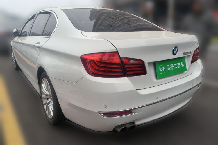 Used BMW 5 Series 2014 525Li Luxury Design Package
