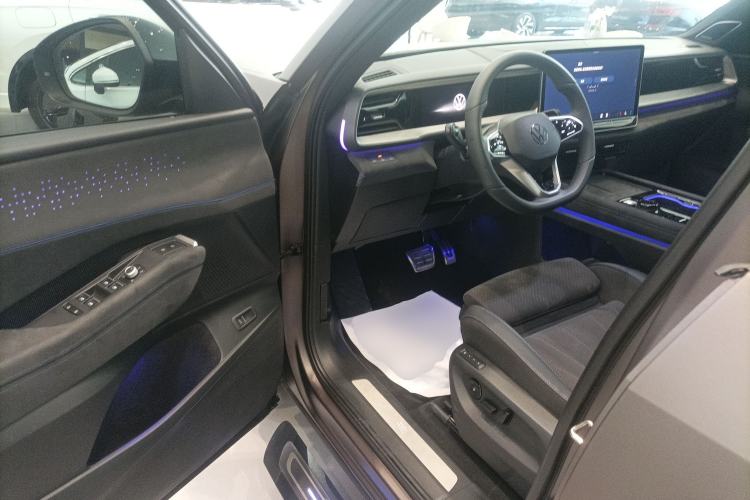 Used Volkswagen Teramont 2025 Tiguan Pro 450TSI Four-Wheel Drive Summit Edition