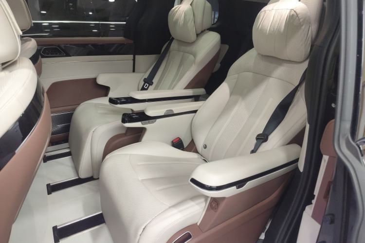 Used BYD Xia 2025 DM-i 1.5T 180km Excellence Model
