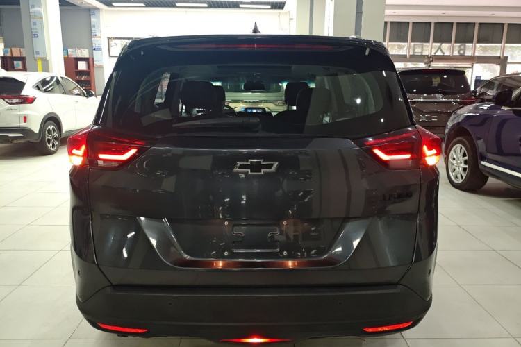 Used Chevrolet Orlando 2020 Light Hybrid Redline 530T Automatic Enjoyment Edition (5+2 Models)