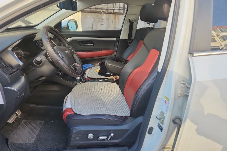 Used Haval H2s 2017 Red-Label 1.5T Dual-Clutch Luxury Model
