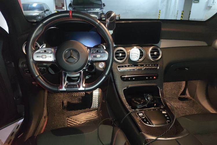 Used Mercedes-Benz GLC AMG 2022 AMG GLC 43 4MATIC Center Console