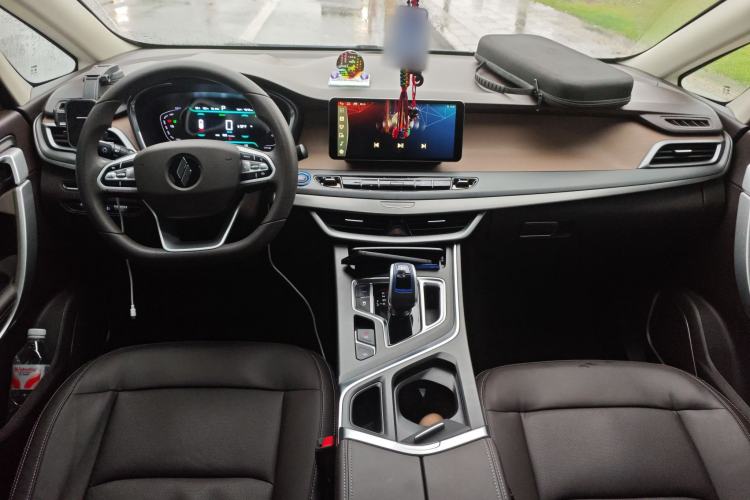 Used Livan 8 2025 Long-Range Travel Edition