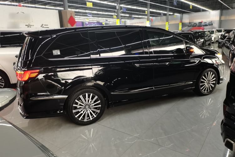 Used Honda Elysion 2022 2.0L eHEV Luxury Edition