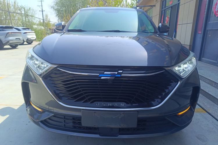 Used CHANGAN OSHAN X7 2020 1.5T Manual Luxury Version Front