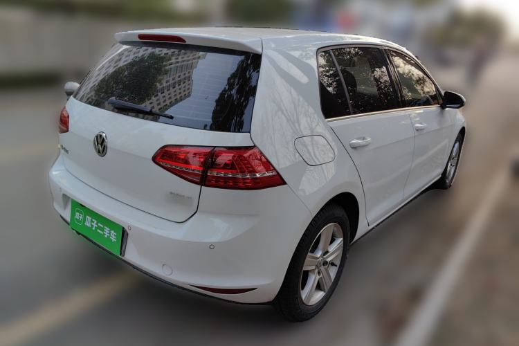 Used Volkswagen Golf 2016 230TSI Automatic Comfort Version Rear Right 45 Deg