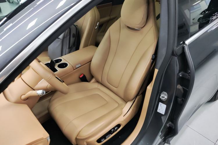 Used Hima Luxeed R7 2024 All-Electric 802 km Max