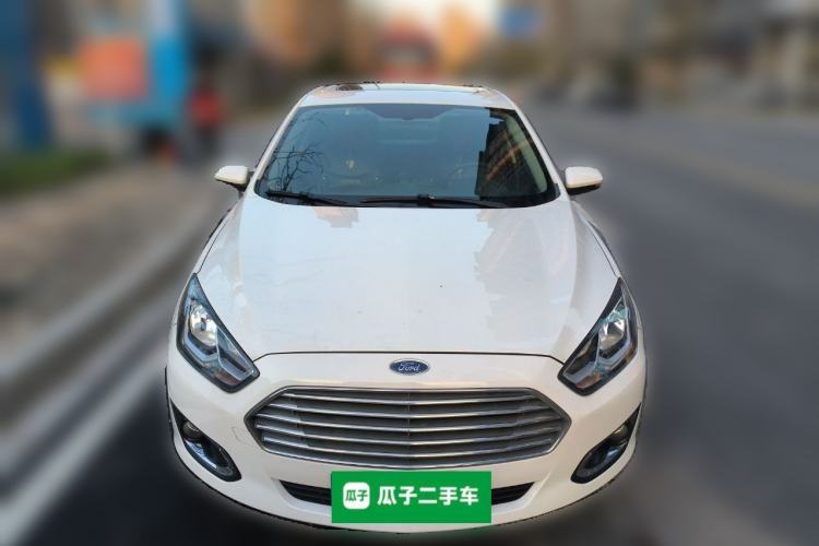 Used Ford Escort 2017 Happiness Edition 1.5L Automatic Fashion Version
