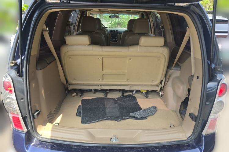 Used Buick GL8 2011 2.4L LT Executive Edition Trunk