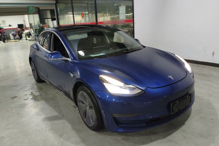 Used Tesla Model 3 2020 Refreshed Version Long-Range Rear-Wheel Drive Front Right 45 Deg