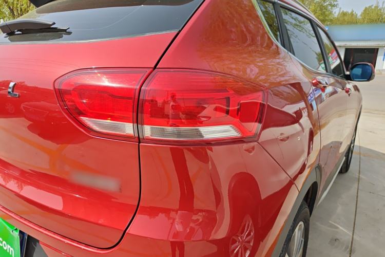 Used Haval H2s 2017 Red-Label 1.5T Dual-Clutch Luxury Model
