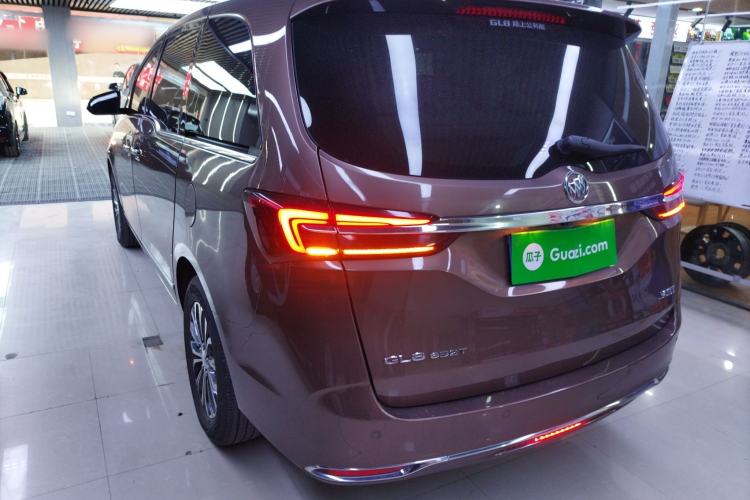 Used Buick GL8 2021 Land Cruiser Executive Class 652T Luxury Model Exterior 2