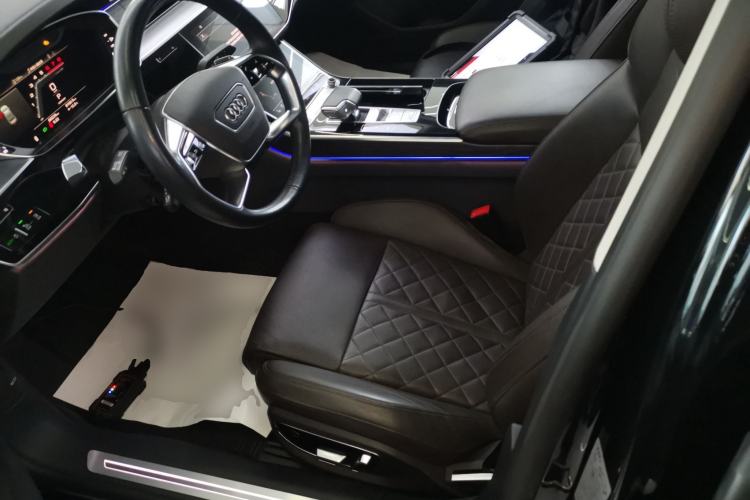 Used Audi A8 2022 A8L 50 TFSI quattro Comfort Edition Collector's Model Left Front Seat