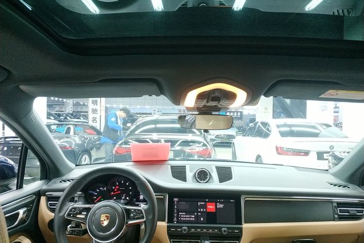 Used Porsche Macan 2018 Macan 2.0T