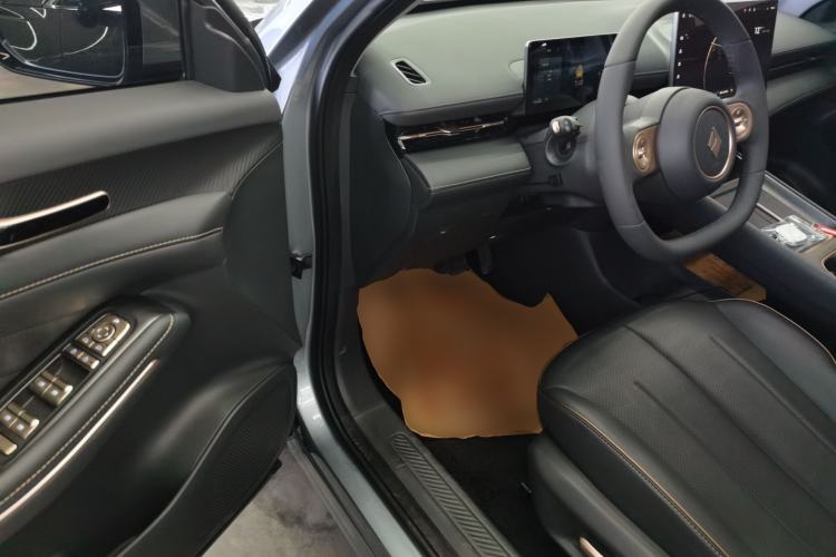 Used Baojun Yunhai 2025 Model 500km Pure Electric Travel Edition
