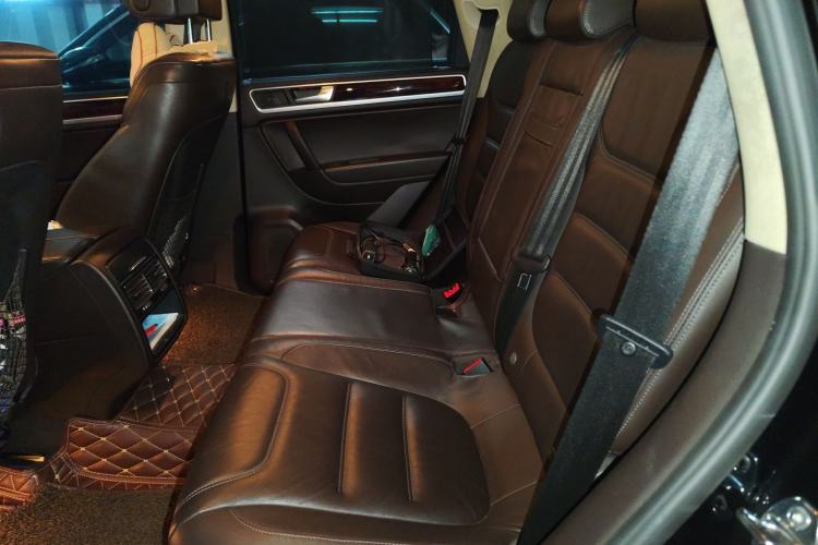 Used Volkswagen Touareg 2011 3.0 TSI Standard Version