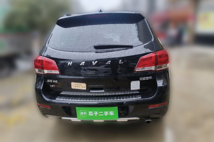 Used Haval H6 2015 Upgraded Model 1.5T Manual Two-Wheel Drive Urban Version
