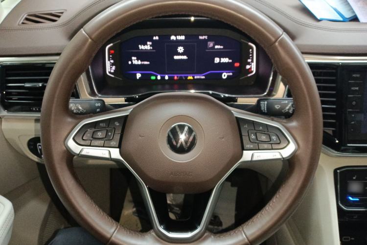 Used Volkswagen Viloran 2020 380TSI Prestige Edition
