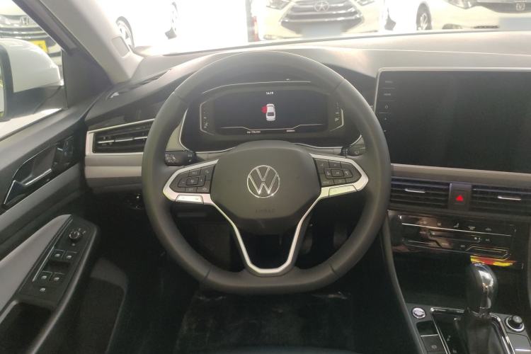 Used Volkswagen Bora 2025 300TSI DSG Prestige Edition
