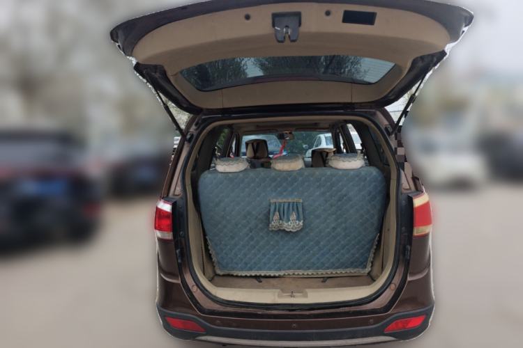 Used Baojun 730 2014 1.5L manual luxury trim 7 seats
