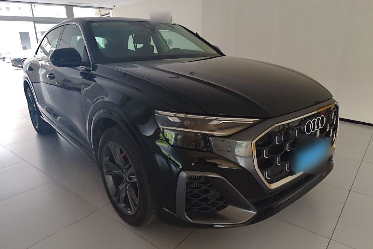 Used Audi Q8 2024 55 TFSI Luxury Dynamic Model
