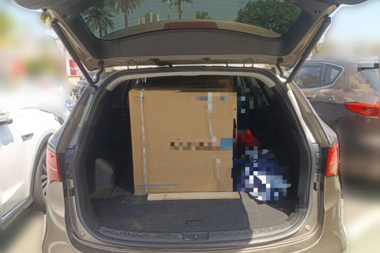 Used Hyundai Santa Fe 2015 2.0T Automatic Two-Wheel Drive Smart Version 5 Seats