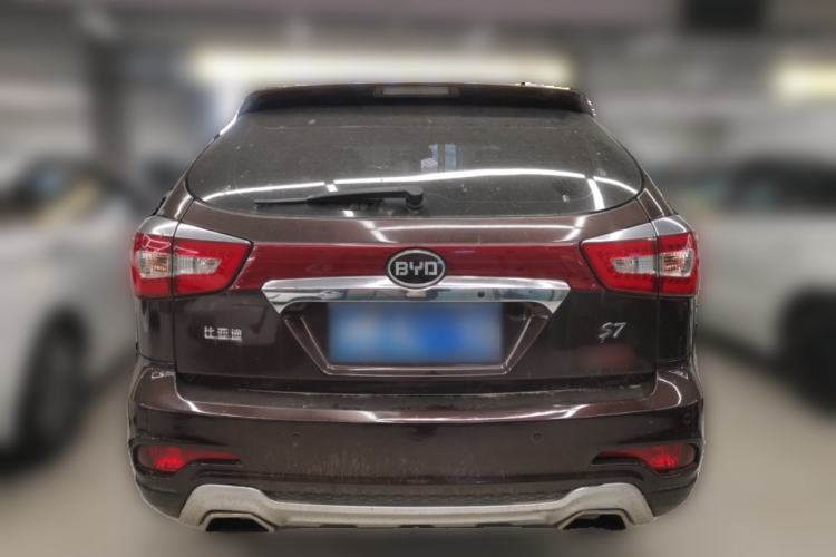 Used BYD S7 2015 2.0T Upgraded Automatic Luxury Version Rear