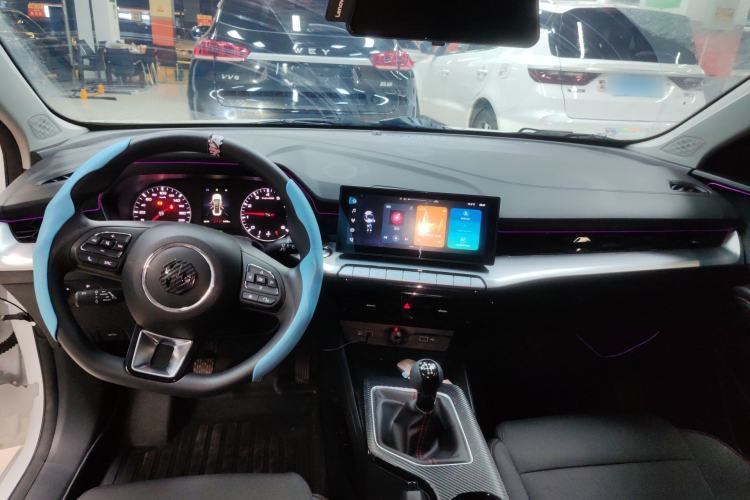 Used MG 5 2023 180 DVVT Manual Fashion Edition
