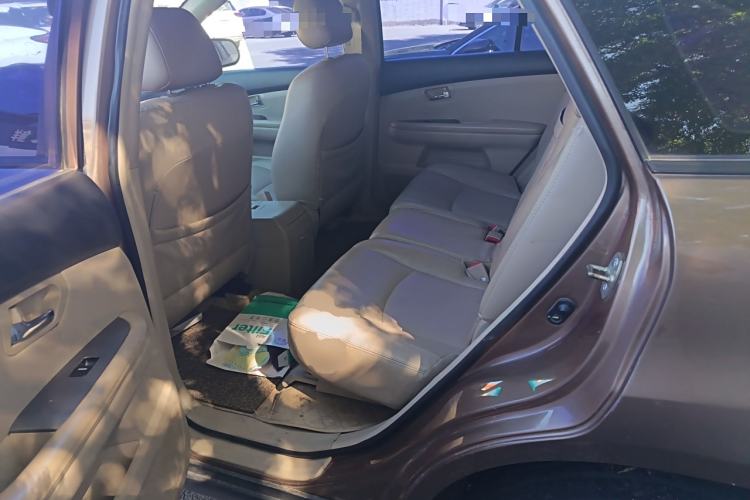 Used BYD S6 2012 2.0L Manual Luxury Version