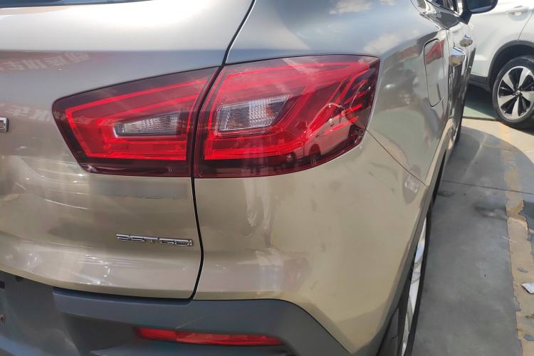 Used BORGWARD BX5 2017 25TGDI Automatic Two-Wheel Drive Sharp Model
