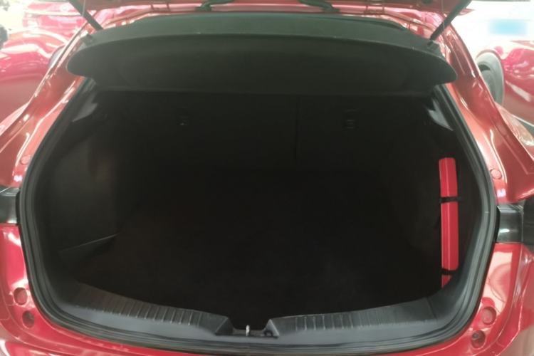 Used Mazda CX-4 2018 2.0L Automatic Two-Wheel Drive Blue Sky Dynamic Version China VI Standard Trunk