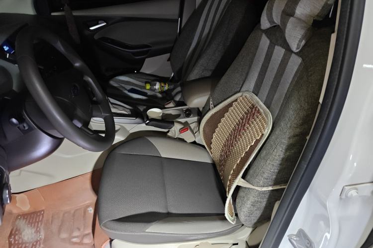 Used Ford Focus 2012 Sedan 1.6L Automatic Comfort Model