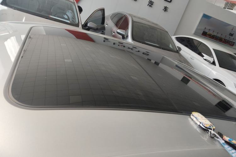 Used Roewe D7 2025 DMH 125km World Champion Excellence Edition Roof