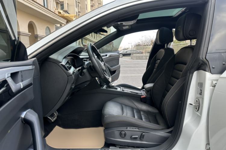 Used Volkswagen FAW-Volkswagen CC 2021 380TSI Striking Edition