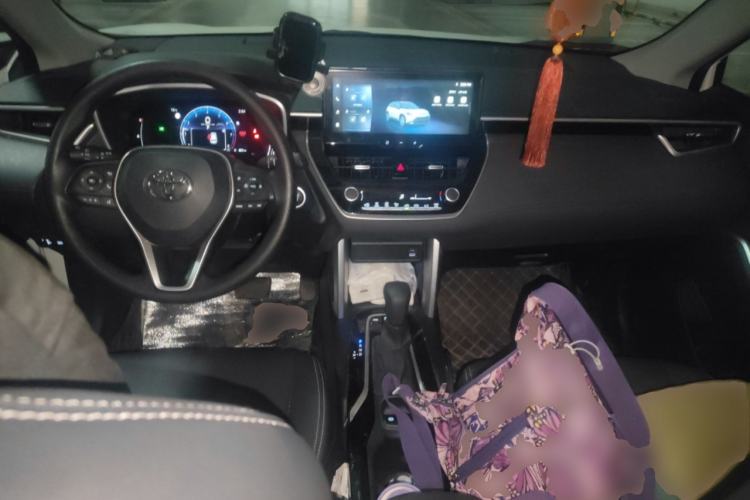 Used Toyota FRONTLANDER 2024 2.0L CVT Luxury Edition Center Console