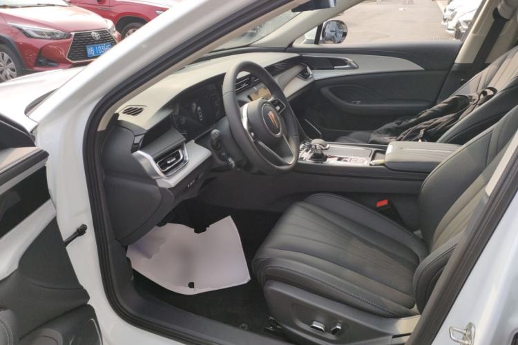 Used Hongqi H5 2025 1.5T DCT Qiyun 500 000th Unit Commemorative Edition
