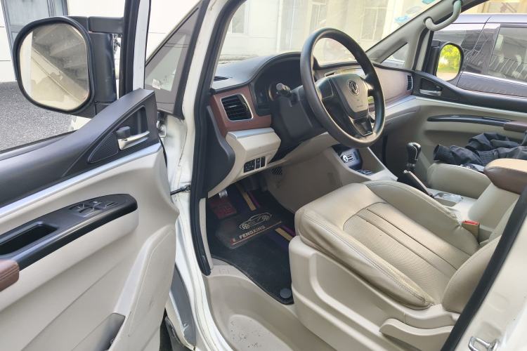 Used FORTHING Lingzhi 2017 M5L 1.6L 7-Seater Comfort Model