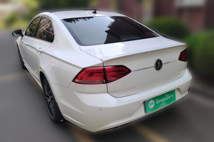 Used Volkswagen Lamando 2017 280TSI DSG Luxury Edition
