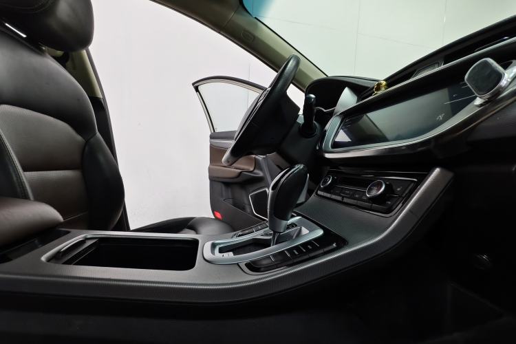 Used Geely Auto Emgrand GS 2018 Lingchao Edition 1.4T Automatic ZhenShang Smart Connectivity Model Interior 6