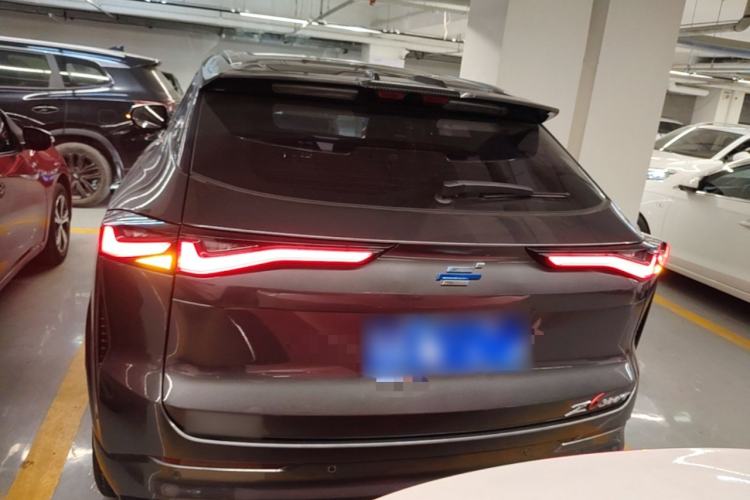 Used CHANGAN OSHAN Z6 2022 Blue Whale 1.5T DCT Smart Navigation Model
