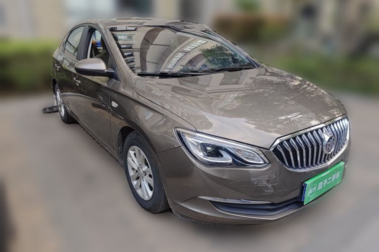 Used Buick GT 2016 15N Automatic Entry-Level Trim Front Right 45 Deg