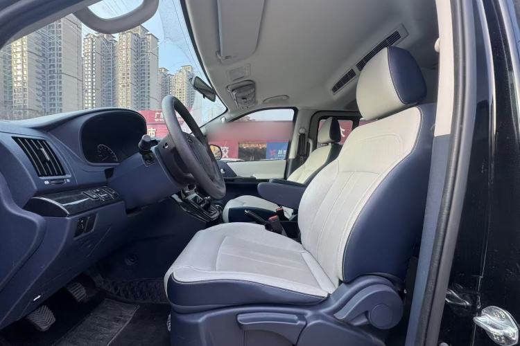 Used FORTHING Lingzhi PLUS 2024 1.5T Manual Luxury 7-Seater